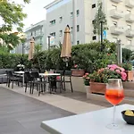 ホテル Imperiale - Fronte Mare 2*