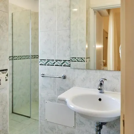 Hotel Imperiale - Fronte Mare Riccione